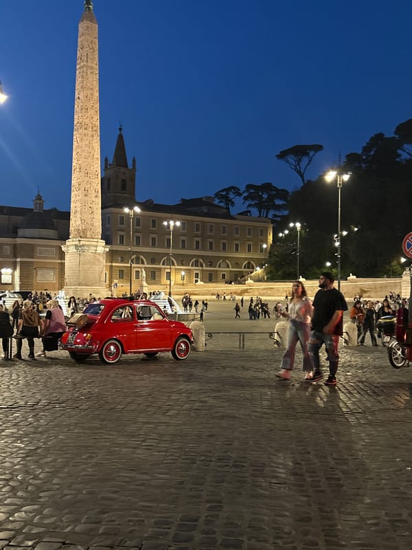 Evening scenes captured at Rome's Piazza del Popolo