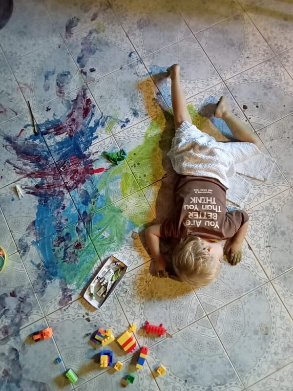 Child found amid paint spread on floor in Ko Siboya