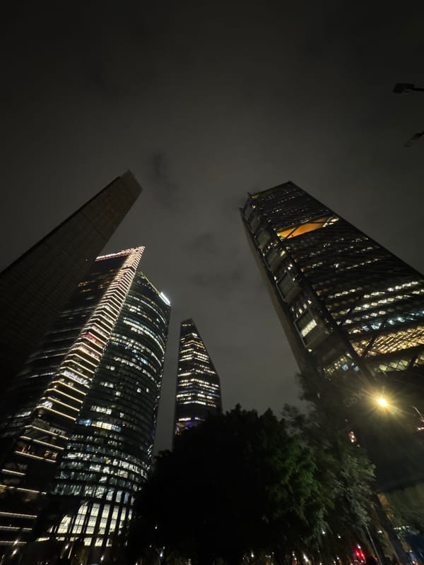 Witness documents nighttime city scenes over 46-minute span