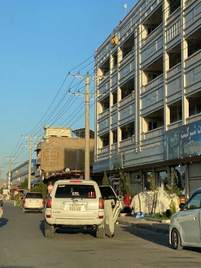 Daily life documented across Kandahar streets in two-minute span