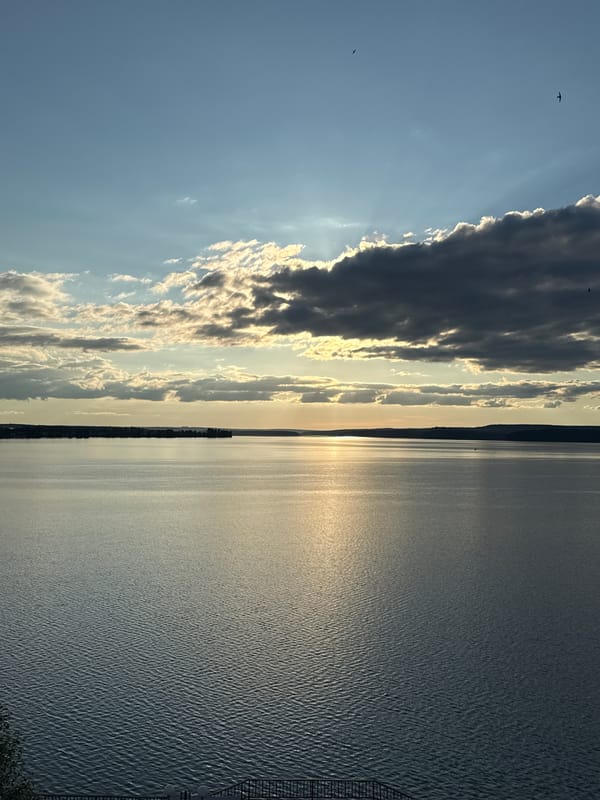 Afternoon photographic documentation of Votkinsk reservoir and urban scenes