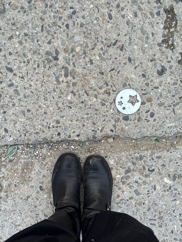 Unknown witness documents everyday Sochi street scenes over five minutes