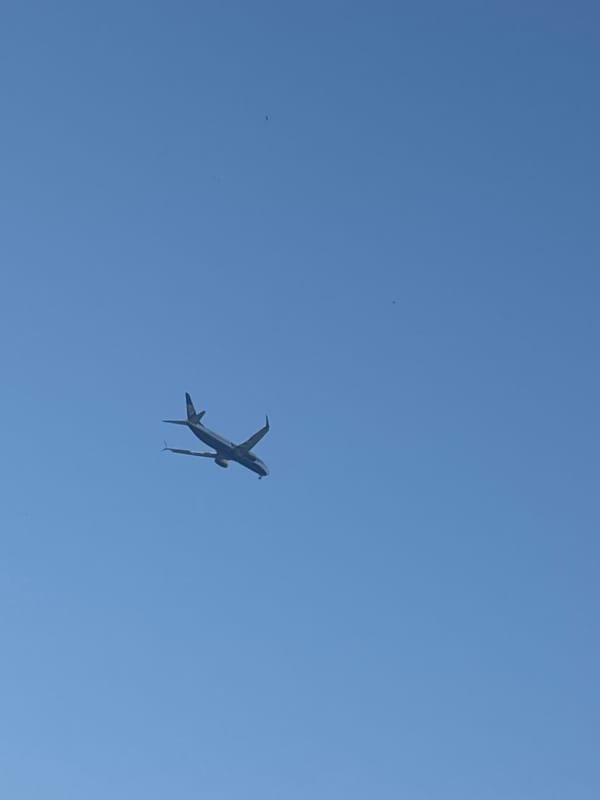 Commercial jet on final approach into Burgas, gear down
