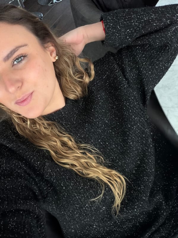 Evening social moments documented across Puebla region February 5