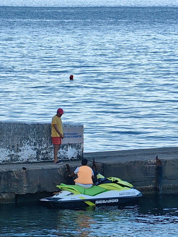 A quiet afternoon on the Black Sea coast in Utios