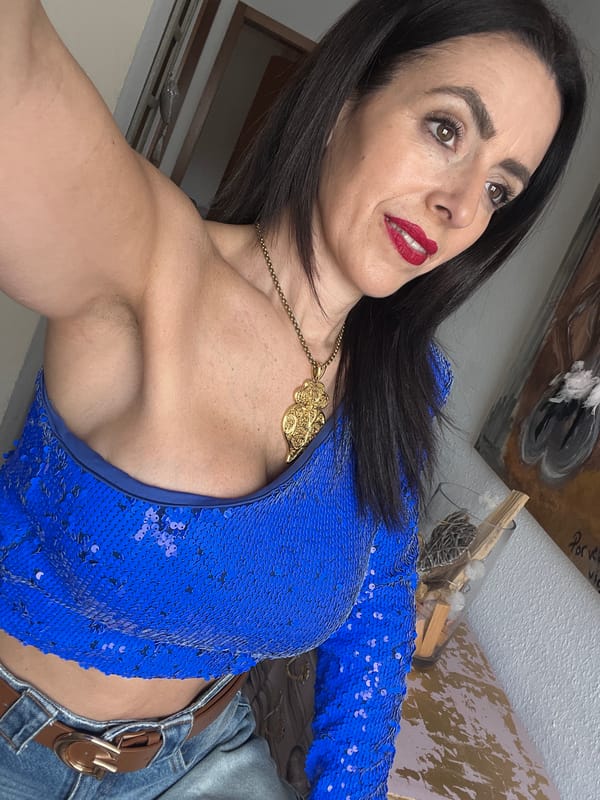 Woman photographed in multiple outfit changes in Konz