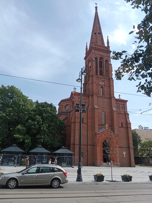 Afternoon stroll through Bydgoszcz's architecture and public spaces