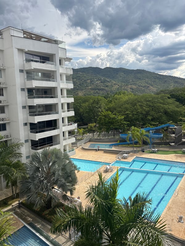 Hotel complex with pool documented in San Jerónimo, Colombia