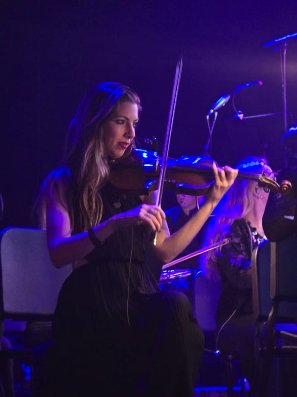 Synthony Orchestra Performs Early Morning Concert in Downtown LA