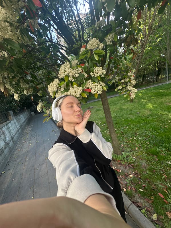 Woman documents early morning park visit in Esenyurt, Turkey