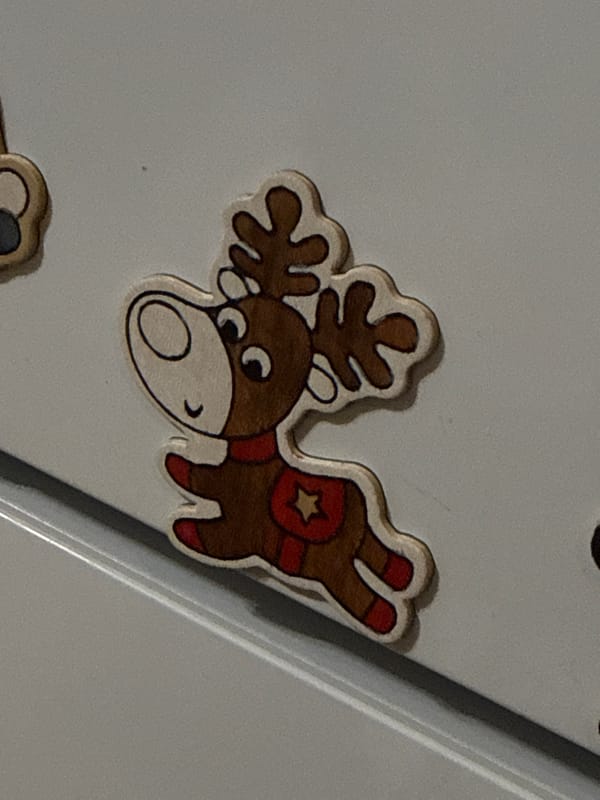 Personal belongings documented in Bulgarian home over eight minutes