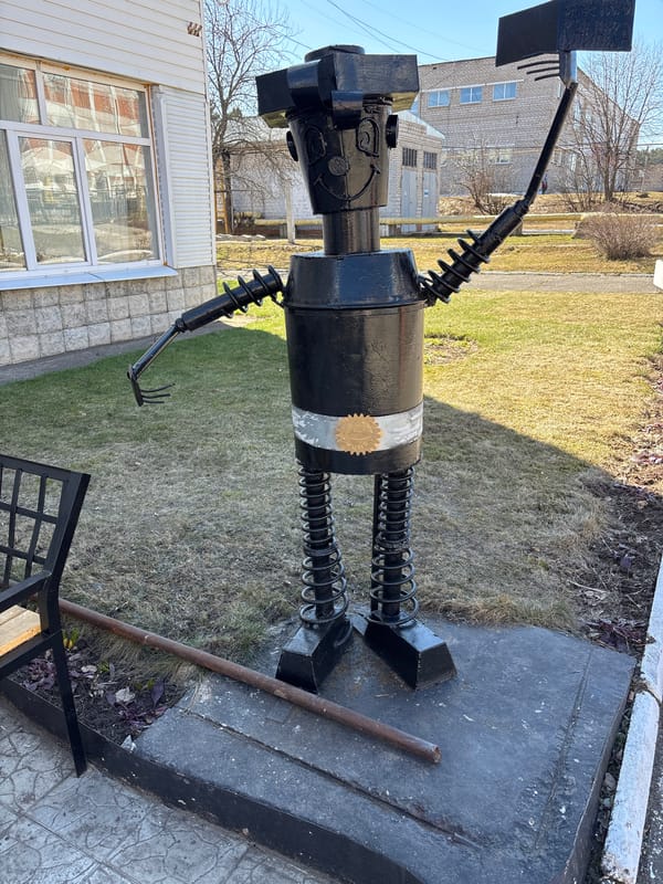 Daily life and public art documented in Chaikovsky, Russia