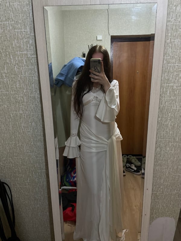 Mirror selfie session in white dress, Votkinsk bedroom