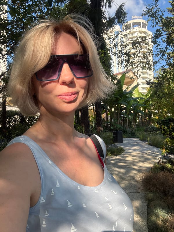 Sunny afternoon stroll through Sochi's seafront neighborhoods