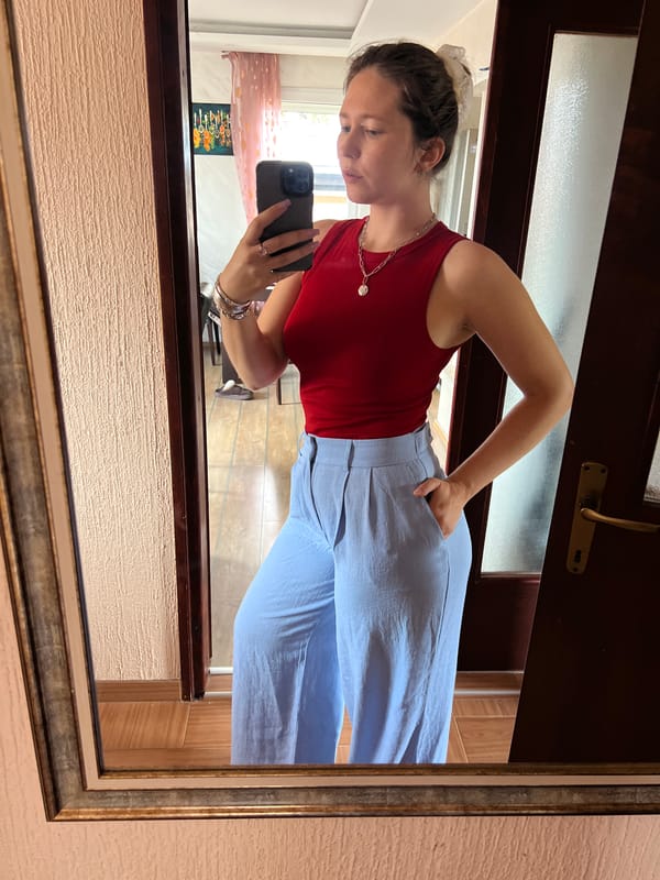Woman documents personal style moments in Podgorica