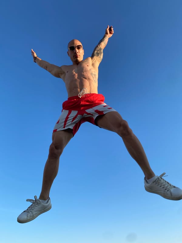 Man performs athletic stunts on Pleven rooftop early morning