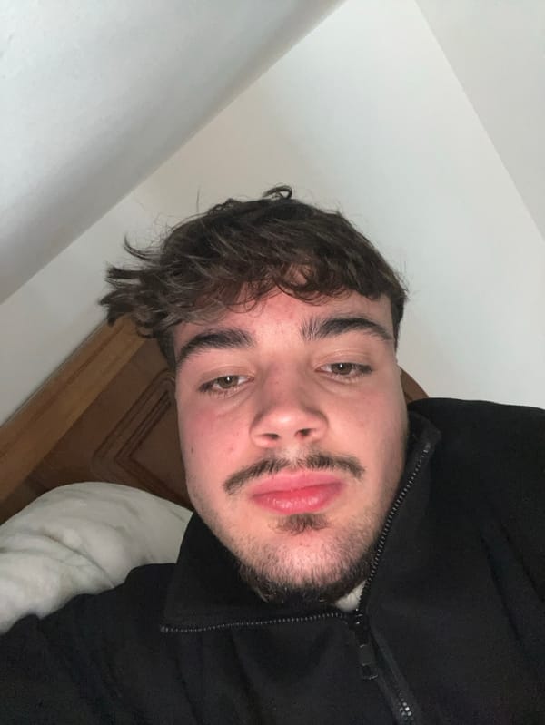 Young man documents bedroom life in Bragança Portugal