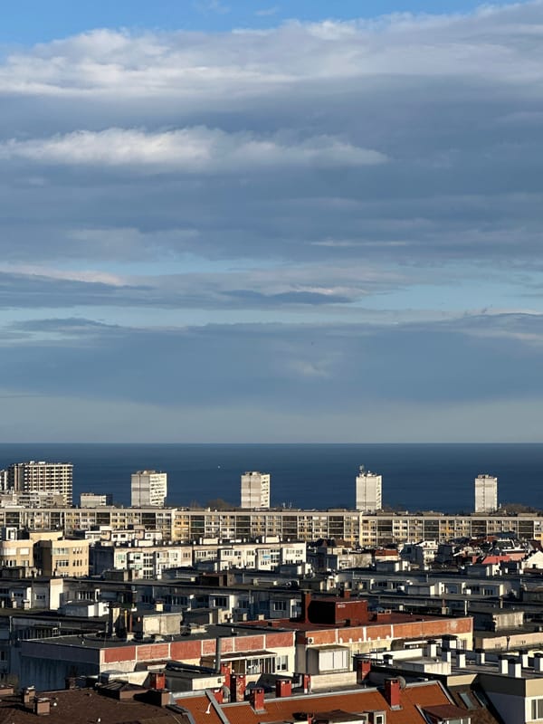 Ordinary afternoon scenes captured across Varna's Black Sea coastline