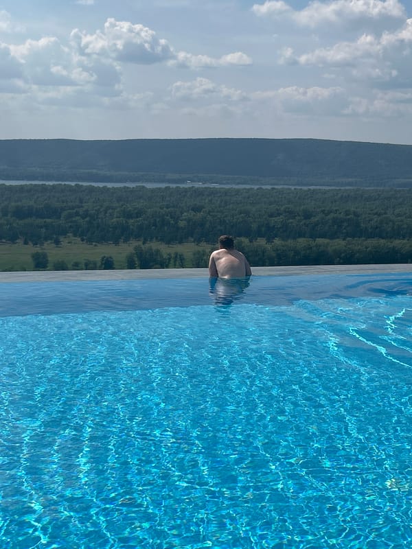 Infinity pool day above the Volga riverbank, Novokuybyshevsk