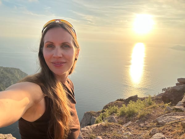 Family captures sunset selfies at Turkish coastal overlook