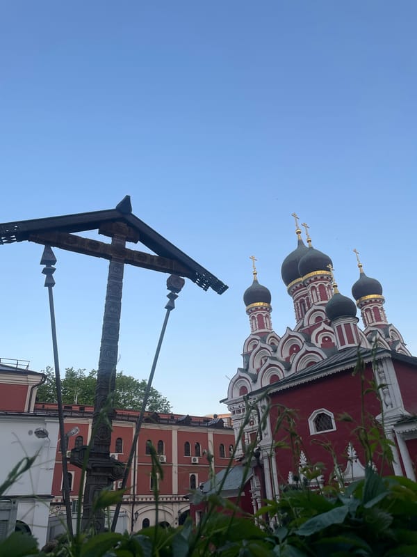 Moscow's historic Kitai-gorod architecture documented on Varvarka Street