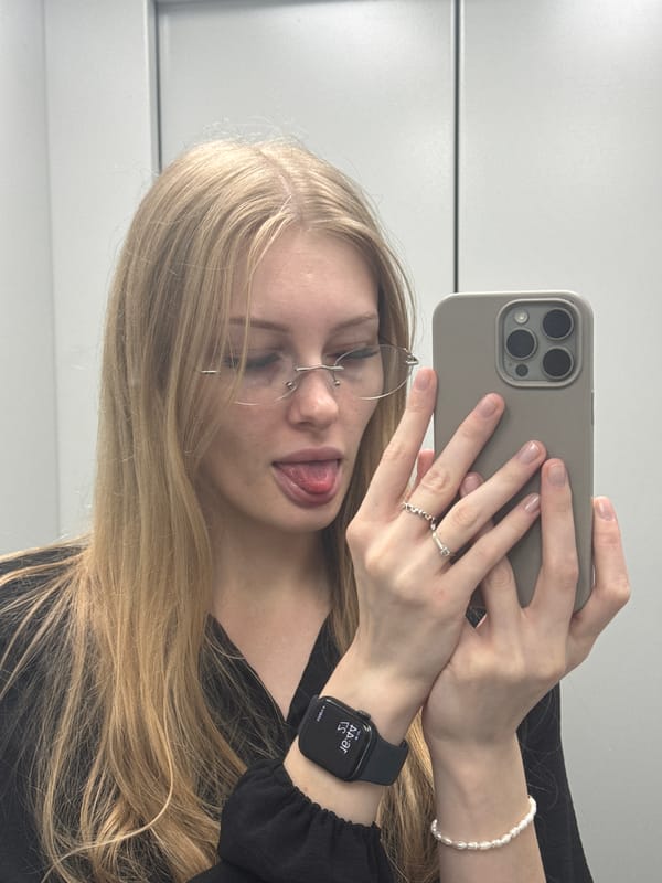 Quick selfie session in a Perm elevator, June 2026