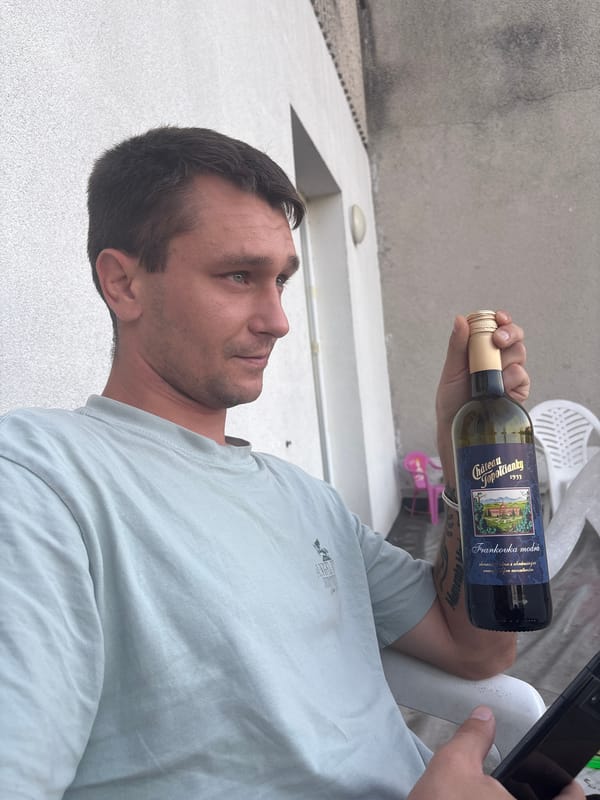 Lazy balcony afternoon in Piešťany with wine and rooftop views