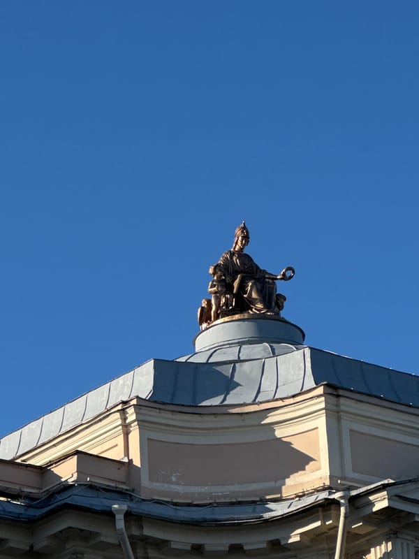 Spring afternoon documented through Saint Petersburg's architectural and street scenes