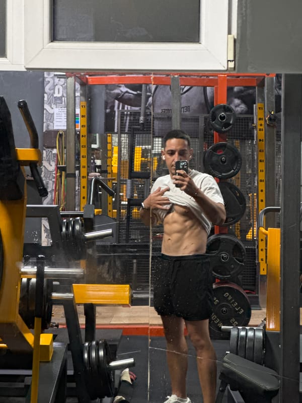 Gym mirror selfie in Ruse, Bulgaria
