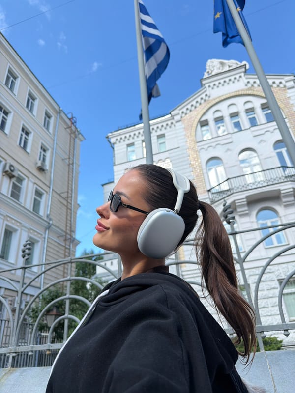 Afternoon around Kolomenskoye and Moscow streets in summer