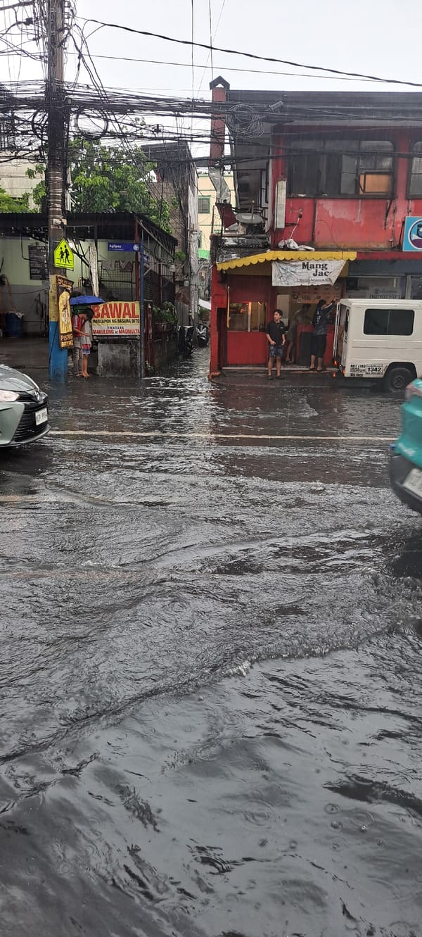 Mandaluyong streets flood as heavy rain hits Metro Manila