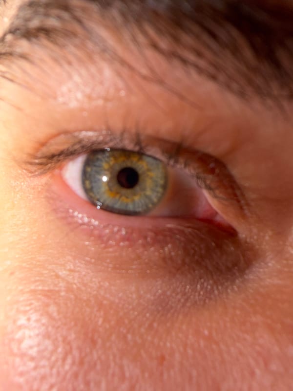 Macro eye photography and abstract light experimentation in Bangkok