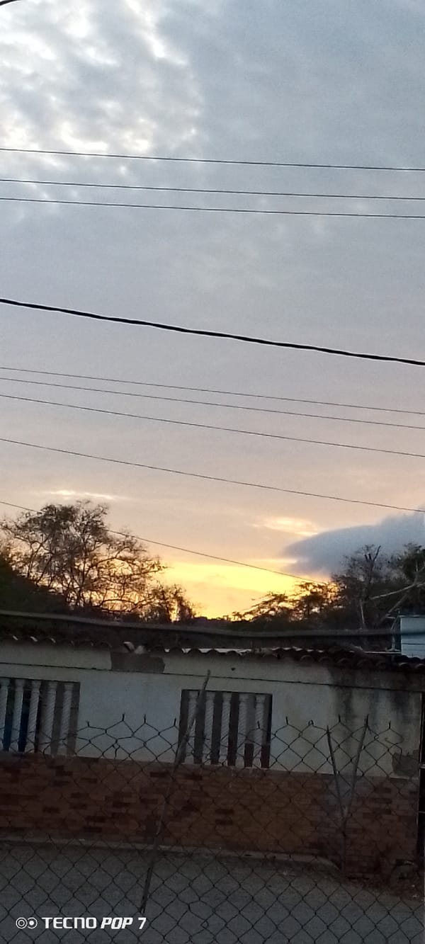 Witness captures sunset neighborhood scenes in Altagracia, Venezuela