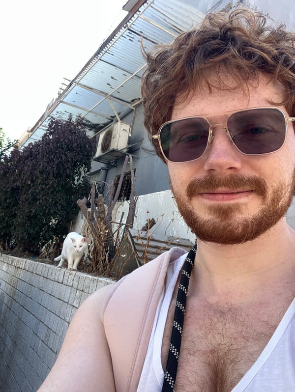 Casual photos captured in Tel-Aviv show resident and local architecture