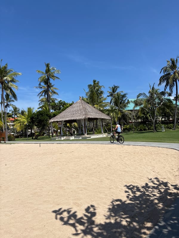 Routine resort life documented in Kuta Selatan, Indonesia