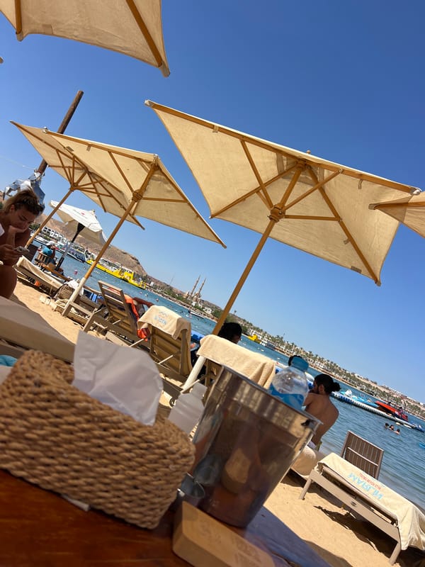 Lazy midday beach resort vibes in Sharm El Sheikh