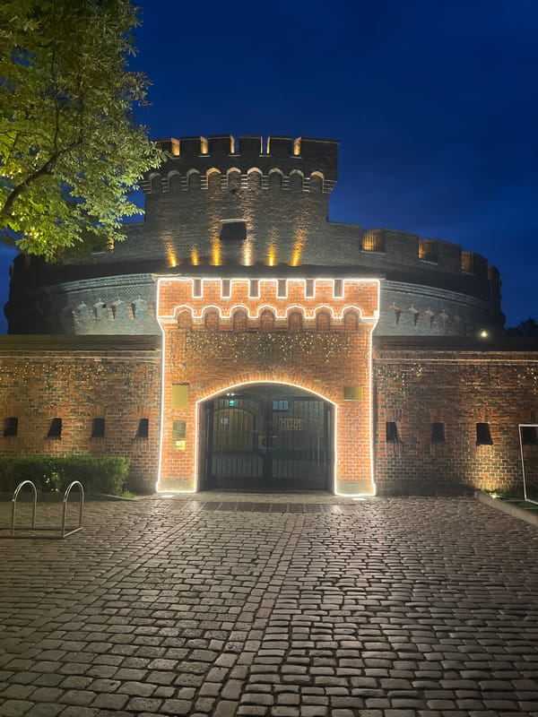 Kaliningrad after dark: forts, rivers, and lit courtyards