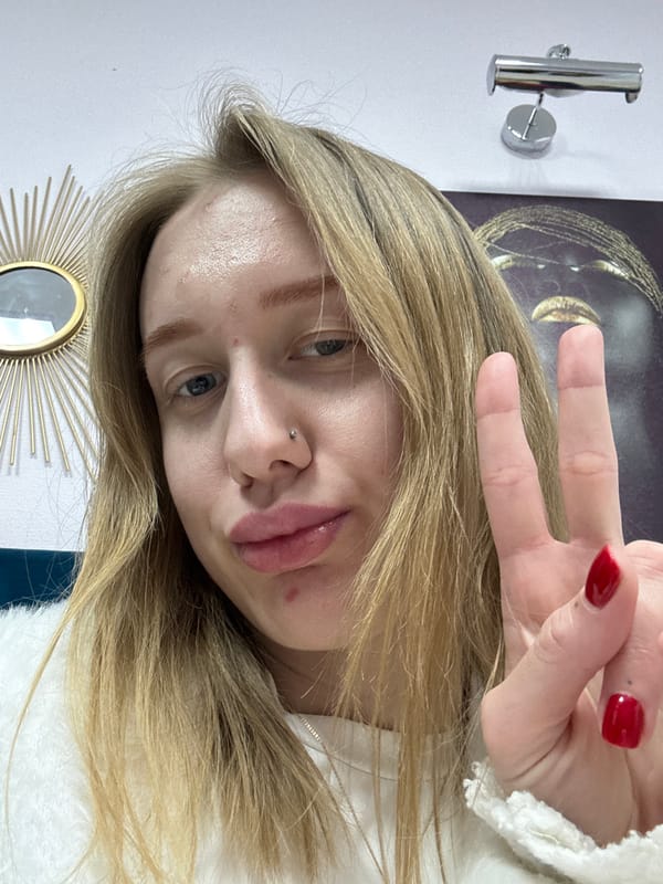 Woman takes selfie session in Rostov-on-Don apartment