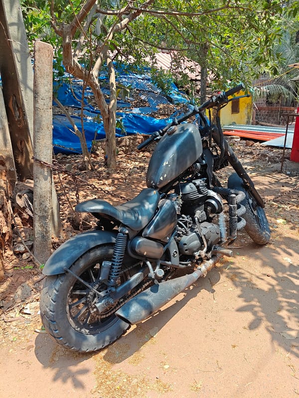 Morning documentation of Arambol village landmarks and street scenes