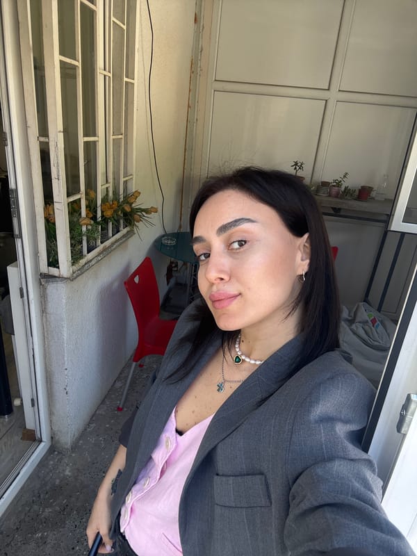 Woman takes morning selfies at multiple Tbilisi locations