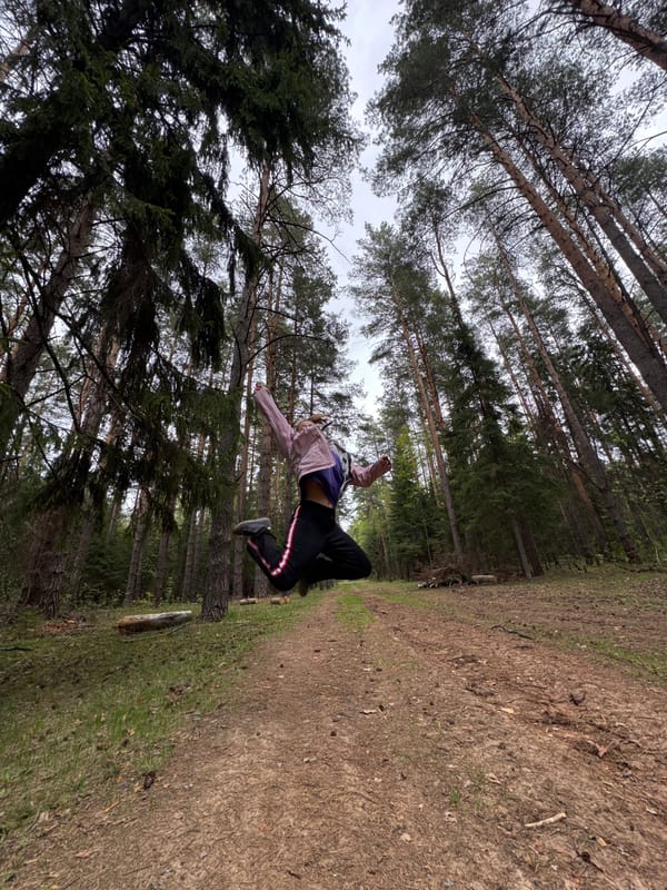 Morning forest recreation and acrobatics documented in Прикамский, Russia