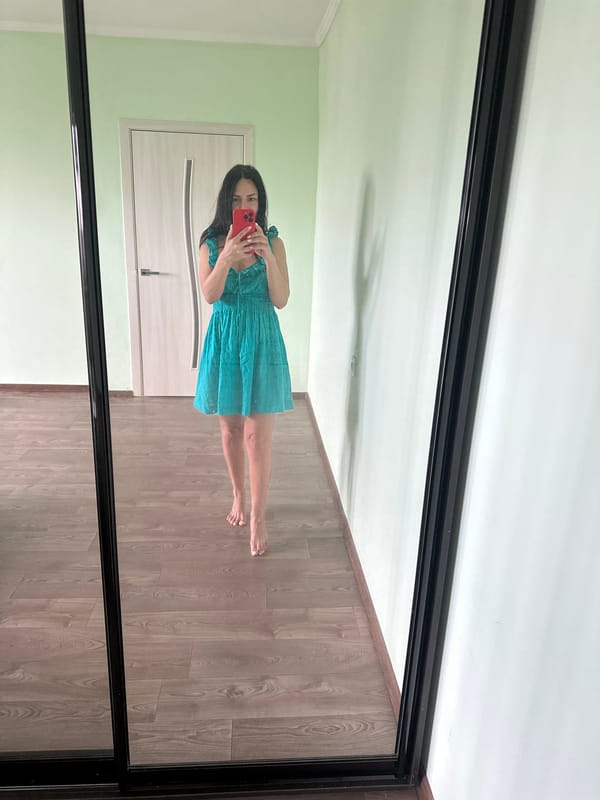 Casual apartment moments in Odesa on a July morning