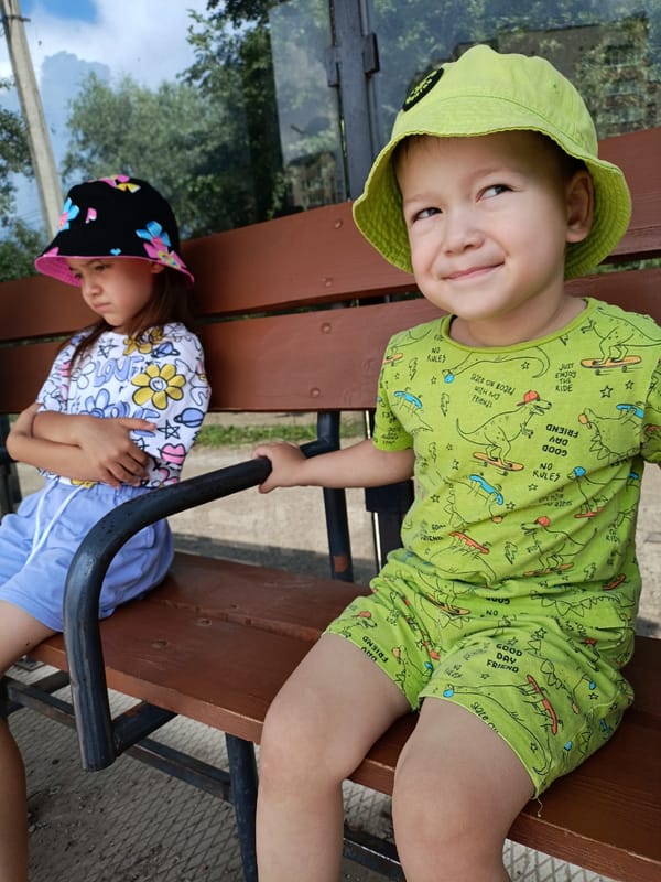 Afternoon downtime at a bench in Chaikovsky, Russia