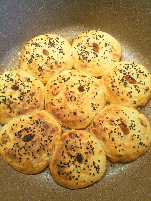 Traditional pastry preparation documented in Hrodna, Belarus