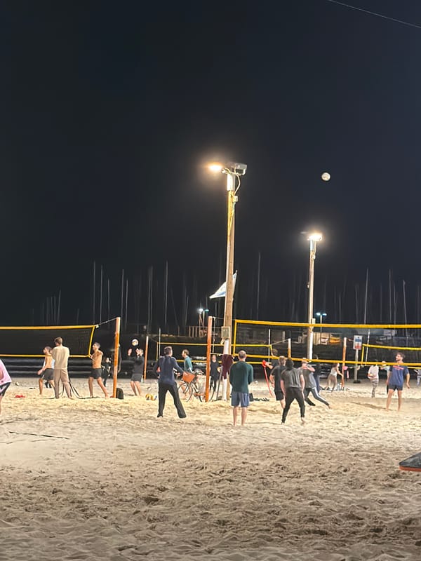 Nighttime beach volleyball games draw crowds in Tel Aviv