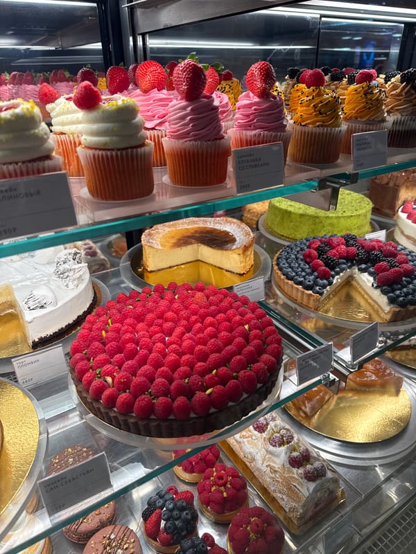 Dessert display and self-recording captured in May 2026