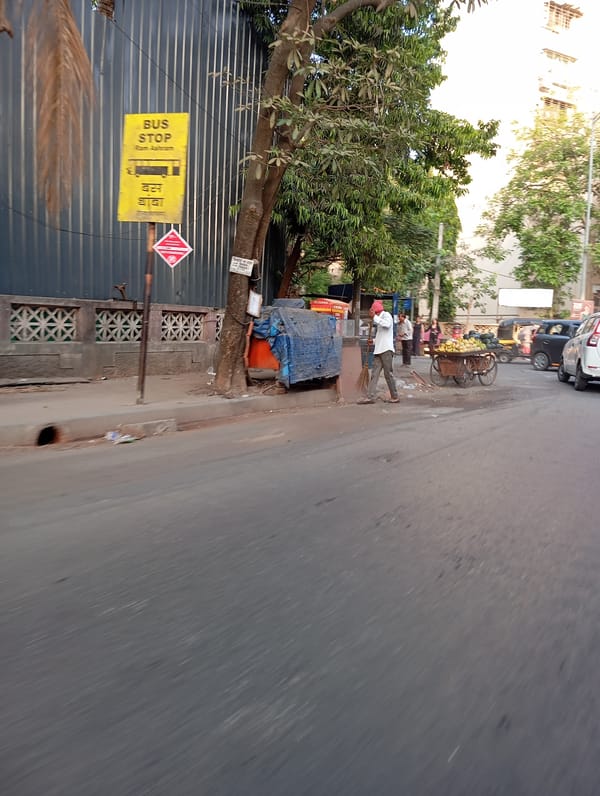 Everyday street life captured across Mumbai neighborhood