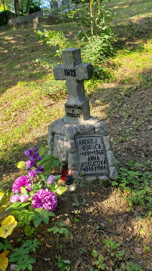 Cemetery visits and everyday close-ups across a Prešov morning