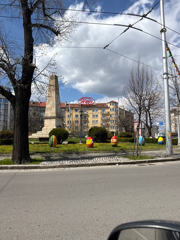 Morning street art and urban scenes documented in Sofia