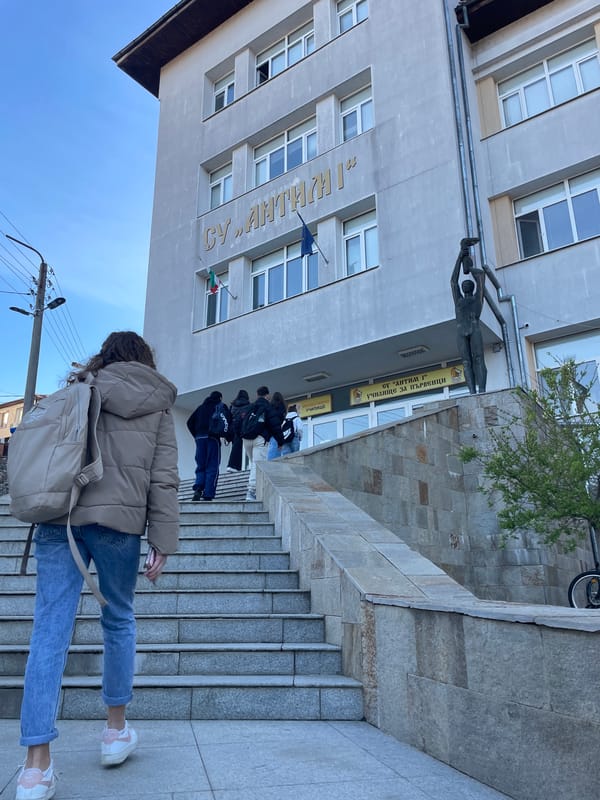 Early morning street scenes documented in Zlatograd, Bulgaria